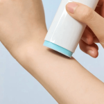 SKIN1004 - Madagascar Centella Hyalu-Cica Silky Fit Sun Stick SPF50+ SPF++++ 20 GR | Protector Solar Hidratante